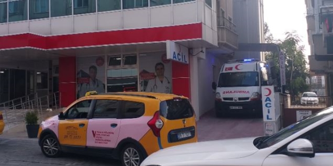 Üzerine televizyon sehpası devrilen bebek öldü
