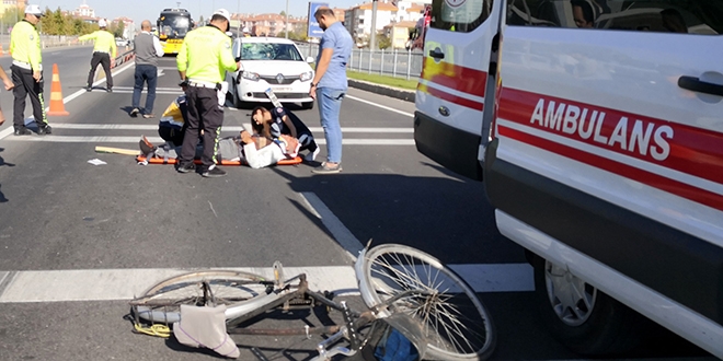 Kazada yaralanan yaşlı adam polise bisikletini sordu