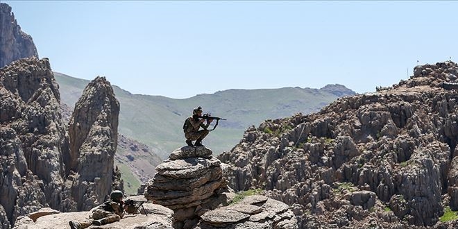Van'da 8 terörist etkisiz hale getirildi