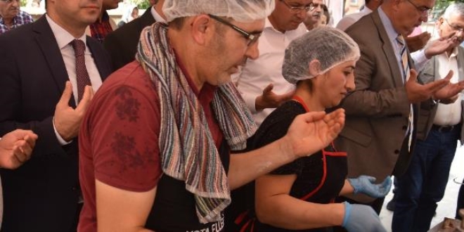 Nazilli Belediyesi'nden Mehmetik iin lokma hayr