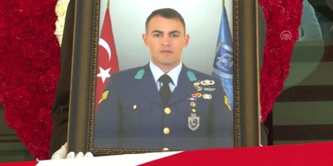 Şehit astsubaya ait kask kamerası buldu