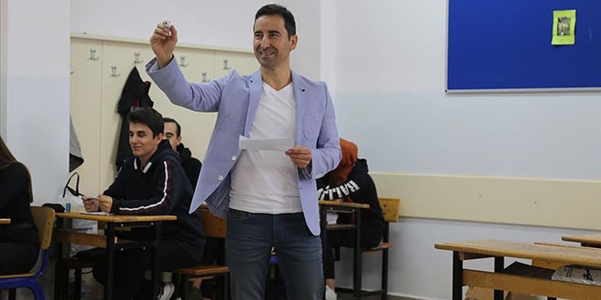 'Dersimiz matematik, öğretmenimiz Türkçe'