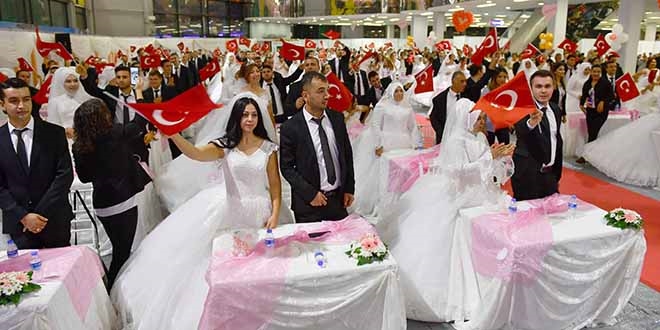Ankara Büyükşehirden 219 çifte toplu nikah töreni