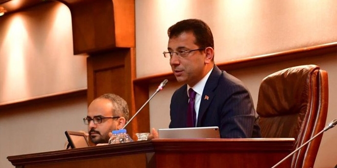 İmamoğlu, İBB Meclisi'nde deprem sunumu yaptı