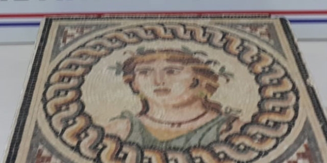 Bursa'da 2 bin yllk mozaik tablo ele geirildi