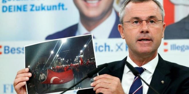 Avusturya'dan 'Türklere vatandaşlık verilmemeli' çağrısı