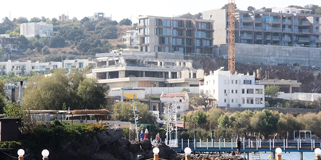 İdare mahkemesi, Bodrum'daki kaçak yapı yıkımlarını durdurdu