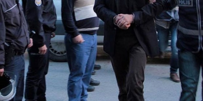 FETÖ şüphelisi, kaçaklara organizatörlük yaparken yakalandı