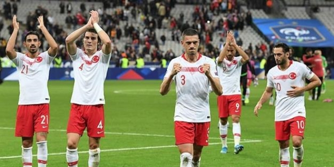 Merih Demiral'a karşı skandal kampanya