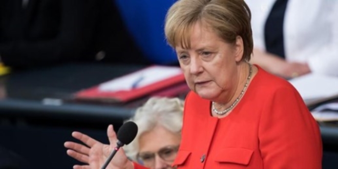 Merkel'den Türkiye açıklaması