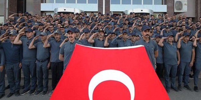 PTT çalışanlarından asker selamı