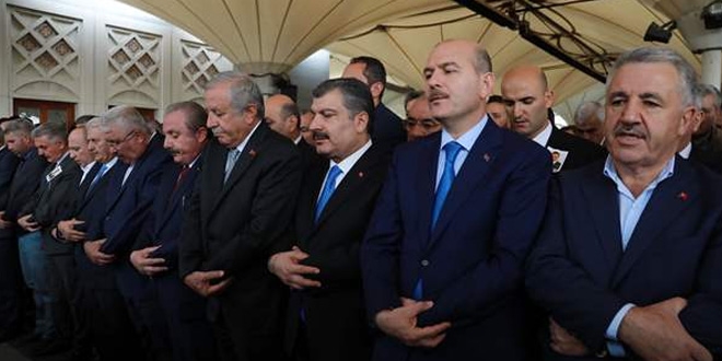 MHP'li Yalçın'ın oğlunun cenazesi toprağa verildi