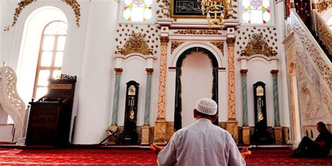 Cuma hutbesi: Kamu ve kamu hakkı