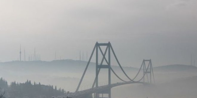 İstanbul'da ulaşıma sis engeli