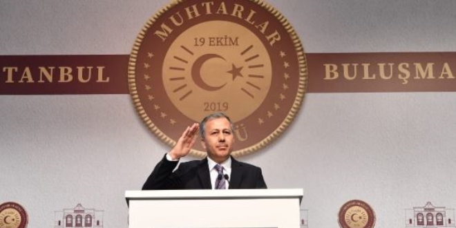 İstanbul Valisi Ali Yerlikaya muhtarlarla buluştu
