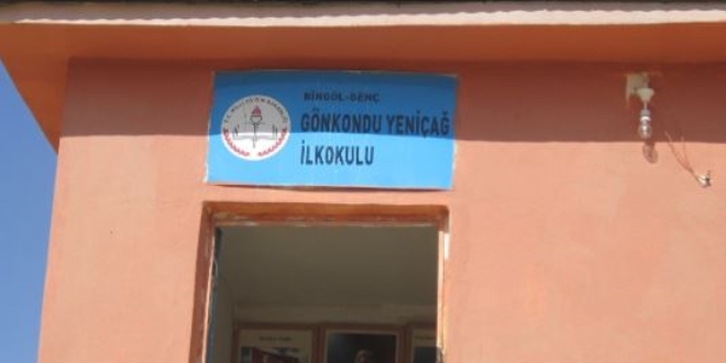 Öğrenciler ve öğretmenlerden örnek davranış