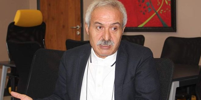 Diyarbakır'da Büyükşehir ve 2 ilçe belediye başkanına gözaltı