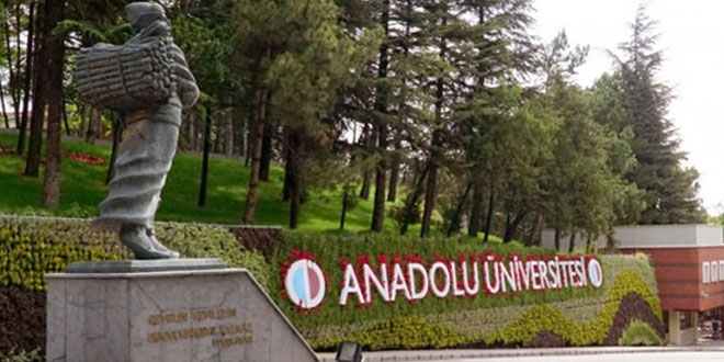 AÜ'de 'Ustasından Öğren' e-sertifika programı