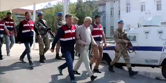 Jandarma'dan ters kelepçe iddiasına yalanlama
