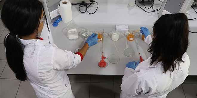 Liseden kimya sekt�r�ne �retim katk�s�