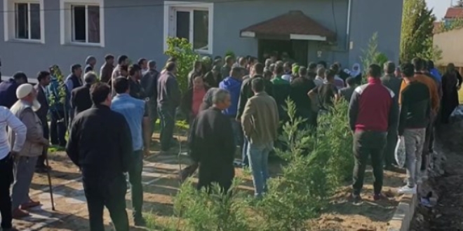 Uşak'ta ev yangını: 3'ü çocuk 4 ölü