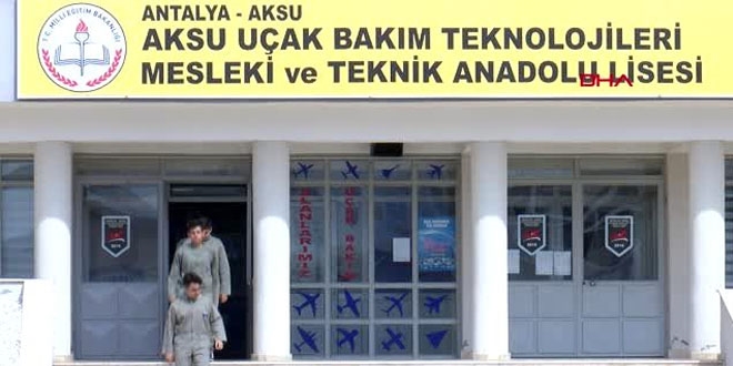 Havacılık üssüne dönüşen liseye Fransa'dan staj talebi