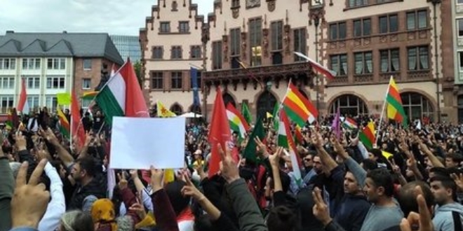 Almanya, YPG/PKK'nın faaliyetlerine kayıtsız kalıyor