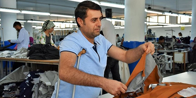 Engelli girişimci şirket kurdu, 80 kişiyi istihdam ediyor