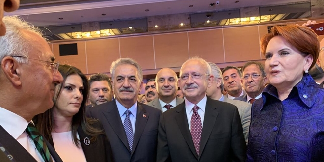 Akşener, AK Partili Yazıcı ile Cumhurbaşkanı'na mesaj gönderdi