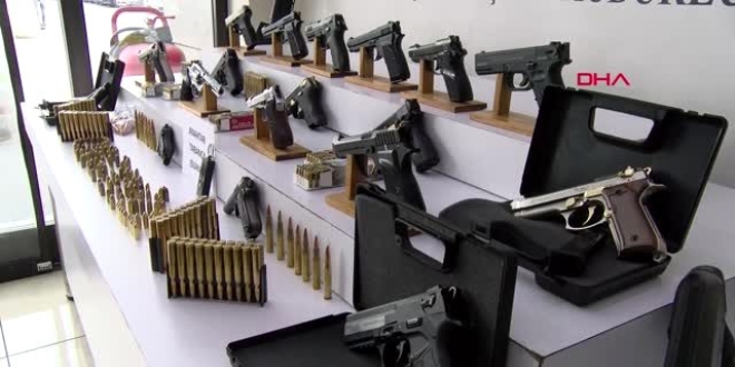 4'ü polis, 32 kişilik 'silah üretimi şebekesi' gözaltında