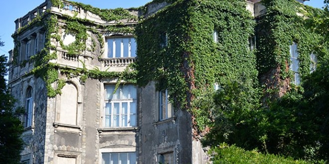 T�rkiye'nin en pahal� yal�s�, 550 milyon TL'ye al�c� bekliyor