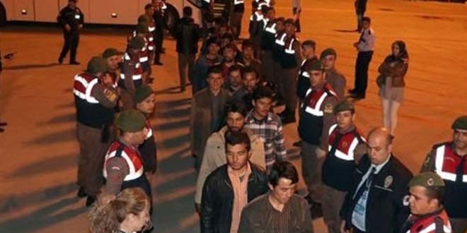 Türkiye'den Yunanistan'a 'düzensiz göçmen' tepkisi