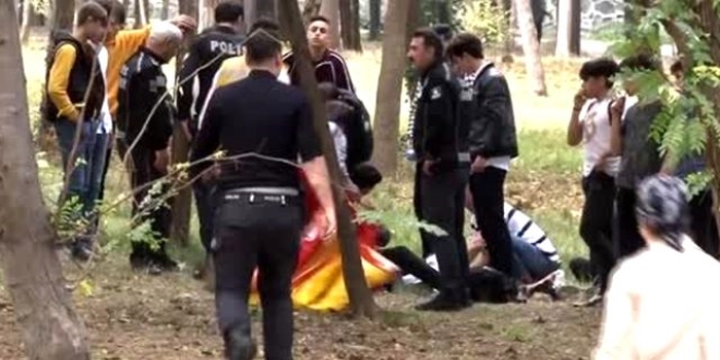 B��akla 2 ki�iyi yaralayan ��renciler yakaland�