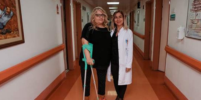 Engelli kadına aynı anda üç operasyon yapıldı
