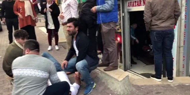 'Sigara isteme' yüzünden silahla kafeye saldırmışlar