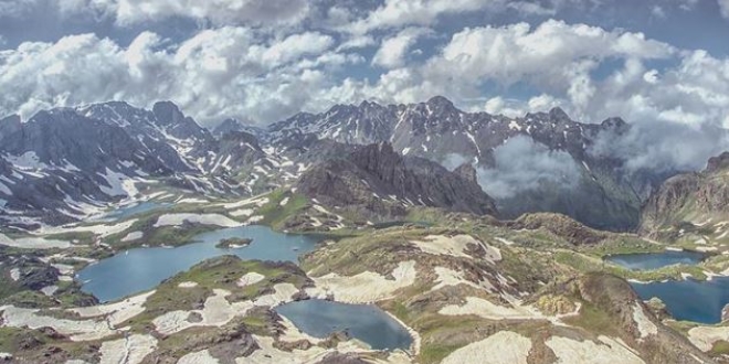 Foto�raf tutkunlar� Yedig�ller'den vazge�miyor