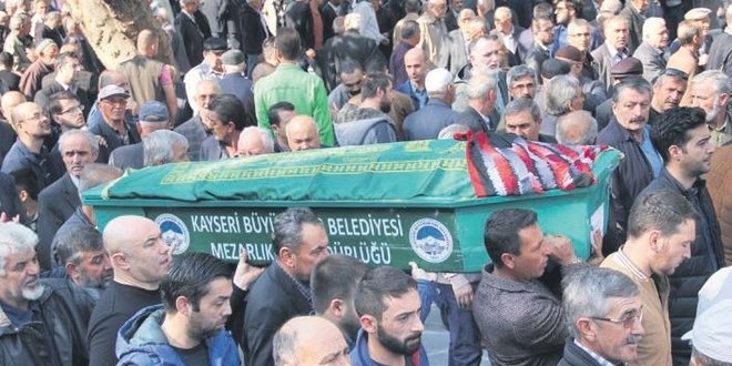 'Para bitince kapıyı gösteren sevgilisini öldürdü'