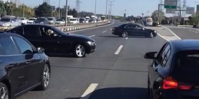 Polis heryerde drift yapan magandaları arıyor