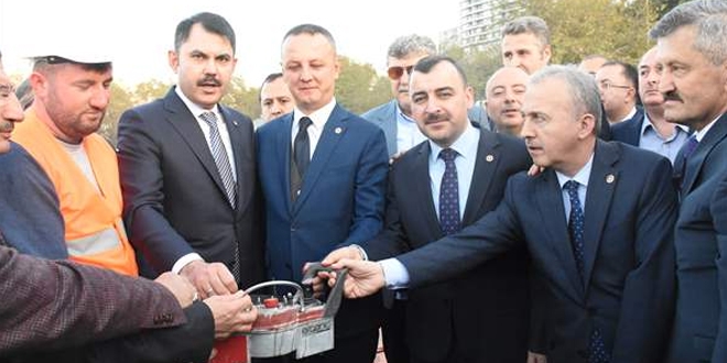 Bakan Kurum, Zonguldak'ta cami temel atma törenine katıldı