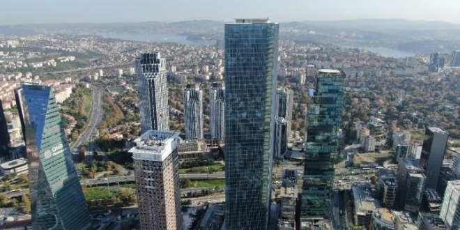 İstanbul'un en yüksek binalarından birini Çinliler satın aldı