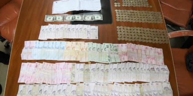 Dilencinin üzerinden 2 bin 280 lira çıktı