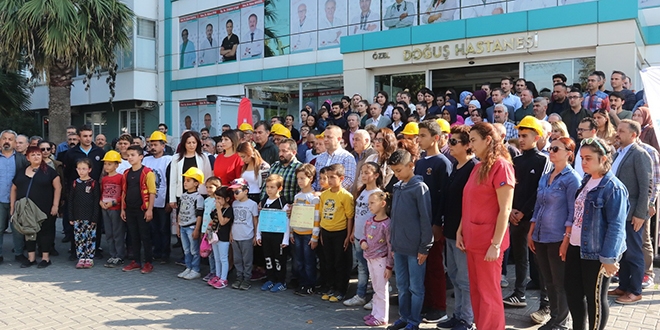 Haciz gelen özel hastane çalışanlarından eylem