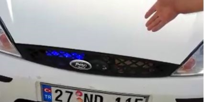 Gaziantep'te çakar lamba kullanan sürücüye para cezası