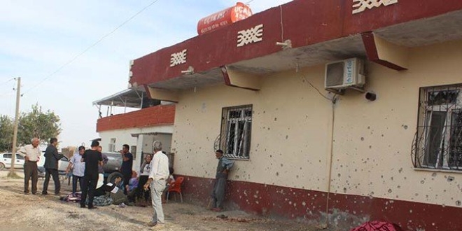 PKK/YPG'li teröristler yine sivillere saldırdı: 8 ölü