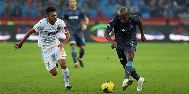 Trabzonspor, Süper Lig'de 2 hafta sonra kazandı