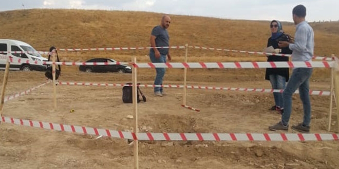 Üniversite kampüsünde mezar odası ve 4 iskelet bulundu
