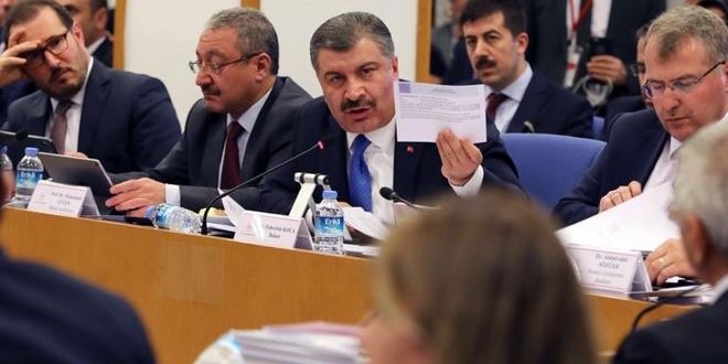 Bakan Koca, 'Medipol'e arsa verildiği' iddialarını yalanladı