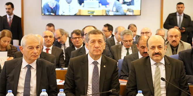 YÖK Başkanı: O akademisyenleri biz ihraç etmedik