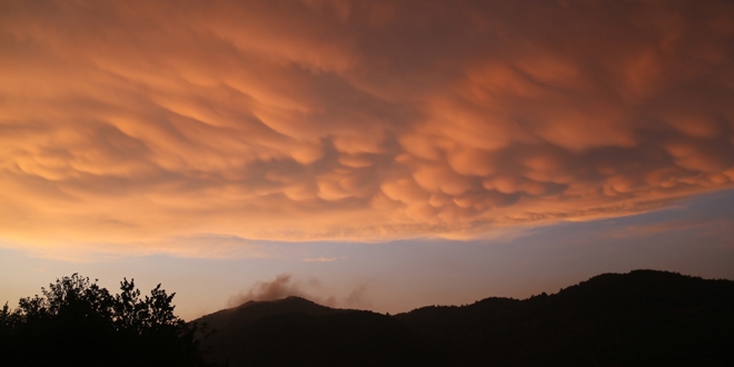 T�rkiye'de ender g�r�len memeli bulutlar o ilde g�r�nt�lendi