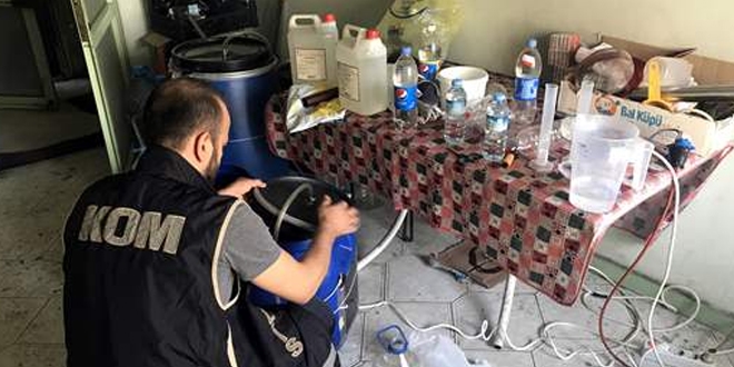 S�t sa��m makinesiyle sahte rak� �retmi�ler